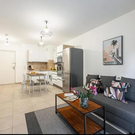 Appartement Nice Apartment *